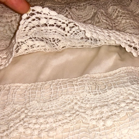 SOLD - Tiered Crochet Lace Shorts with Scallop Hem - Picture 5 of 8